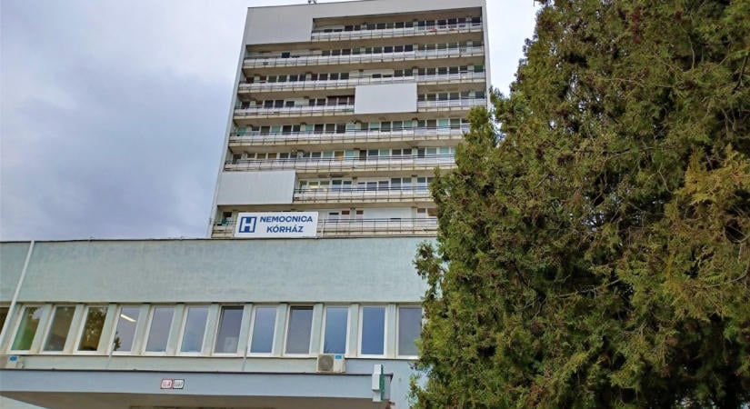 Hétfőn este mentési gyakorlatot tartanak az érsekújvári kórházban