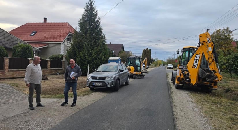 Járdák épülnek Tolnán, okoszebrákat is terveznek