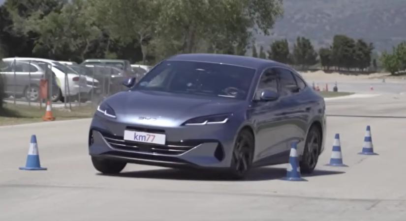 Mit tud a jávorszarvasteszten a BYD Seal 6 DM-i? Mutatjuk a videót!