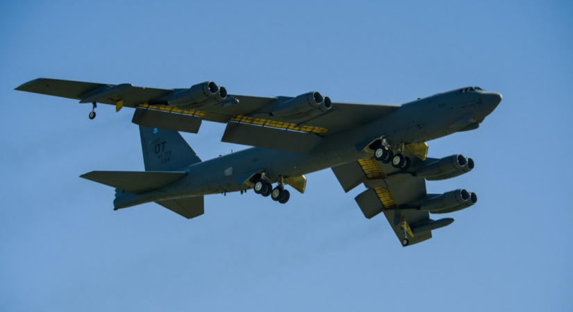 Kivonta bombázóit a Fairford támaszpontról az amerikai légierő
