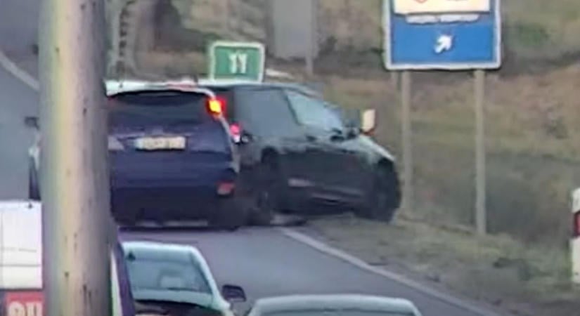 Videó! Sajnálatos baleset történt az M3-ason, mindent felvett a kamera