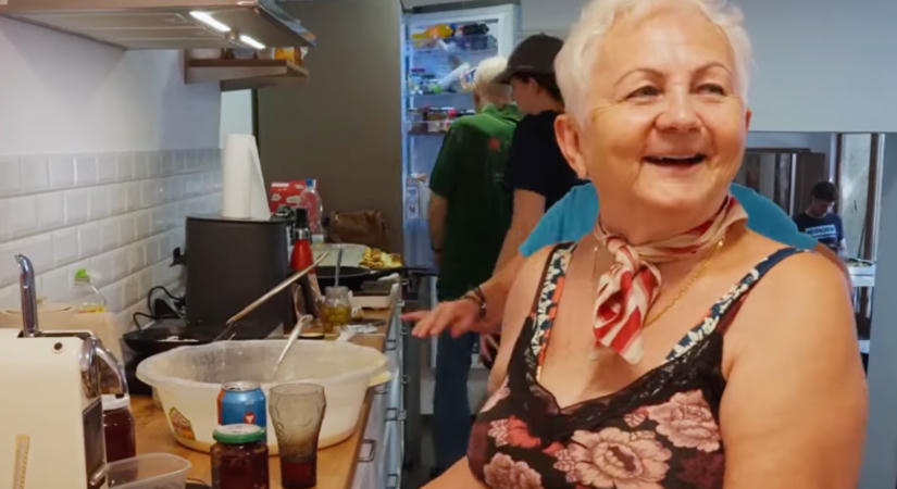 Idős emberek egy cetlit hagytak Gerendai Károlynak a Kádár Étkezdében: ebből lett a Sziget legcukibb sztorija