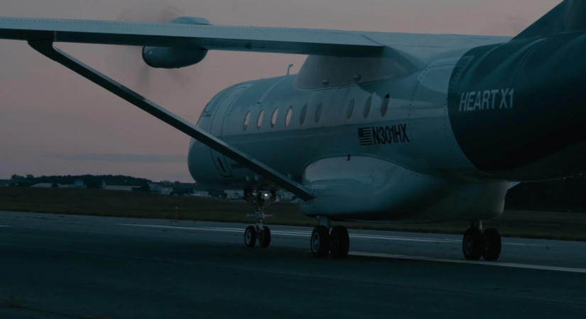 Videó: 1500 forintnyi áramból repült 27 percen át a jövő utasszállító gépe