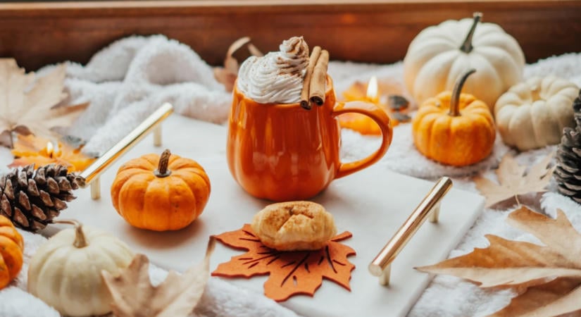 Mutatjuk, hogy készíthetsz tökéletes Pumpkin Spice Latte-t otthon