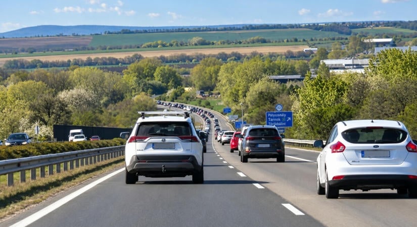 Óránként 41 milliót fizet az állam - felbontanák a 35 éves autópálya-szerződést