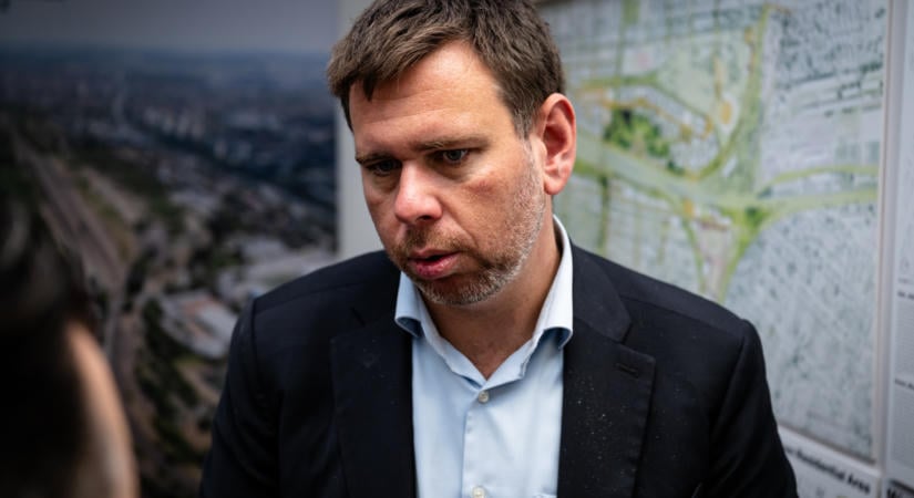 Hazugságokkal vádolja a Fideszt Vitézy Dávid, újabb dokumentumot mutatott be
