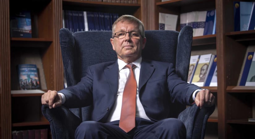 Matolcsy Györgyöt gyanúsítottként hallgatták ki