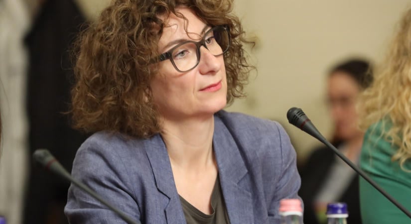 Gyurkó Szilvia: Mentorok segítik majd azokat, akik a jóvátételi alapból igényelnek támogatást