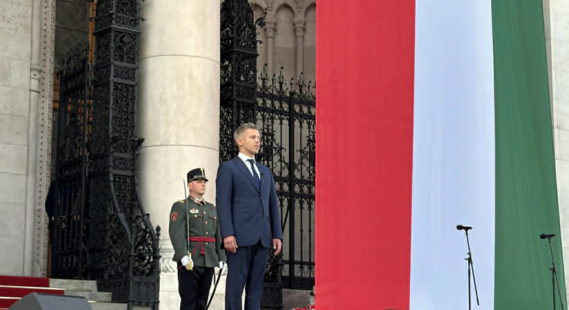 Paksi halászlével ünnepelt a miniszterelnök