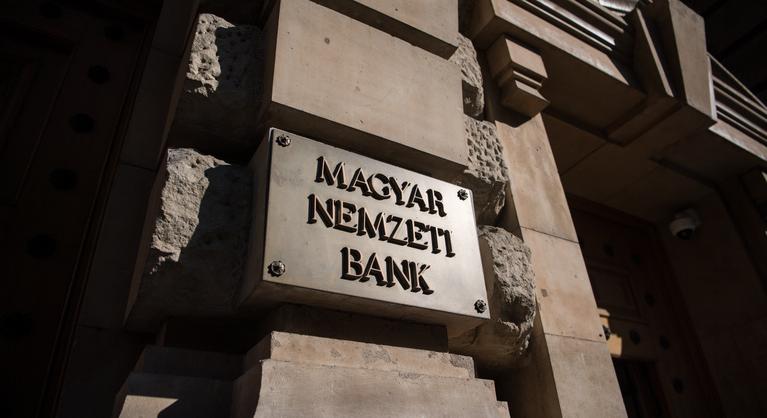 Módosítják a jegybanktörvényt