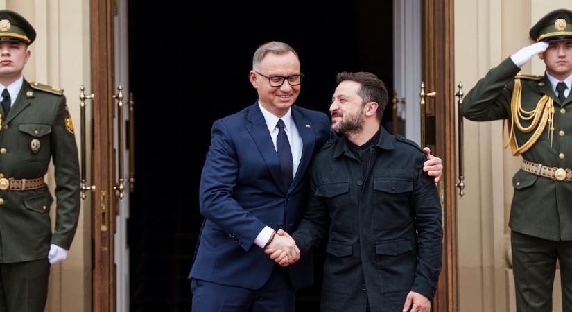 Búcsúlátogatásra Kijevbe érkezett Andrzej Duda