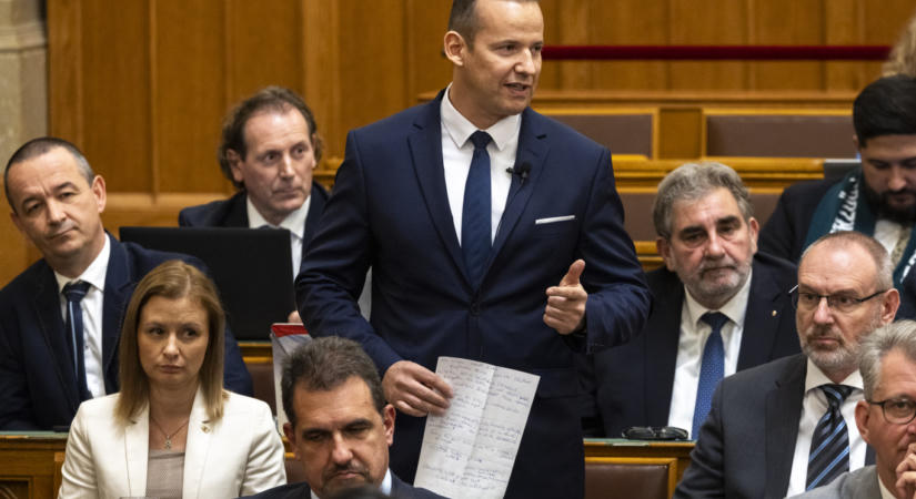 Toroczkai László maradt a Mi Hazánk elnöke, a Médiatanács-tag Tóth Mátét elnökségi tagnak választották