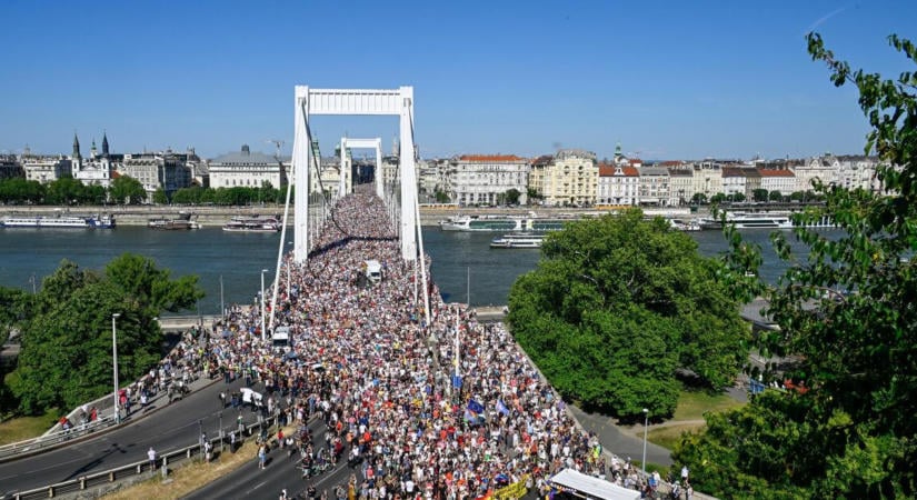 Túl nagy volt a hőség: új időpontot kap a Budapest Pride