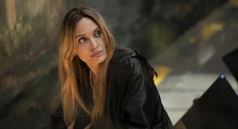 Angelina Jolie meglepő vallomást tett a magánéletéről