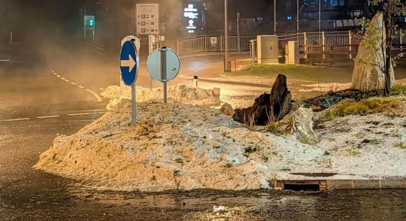 Hókotrókat kellett bevetni Ausztriában - fotók