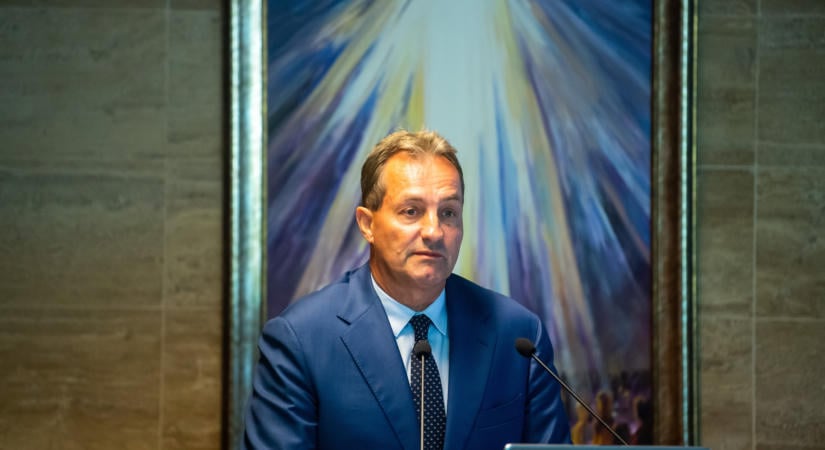 Botrány - Megszólalt az Onkológiai Intézet menesztett főigazgatója: 32 milliót ajánlottak neki, ha elhagyja az országot