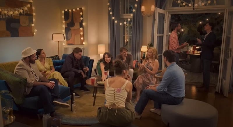 Napokon belül berobban a Hogyan tudnék élni nélküled rendezőjének új filmje, a Félrelépni szabad