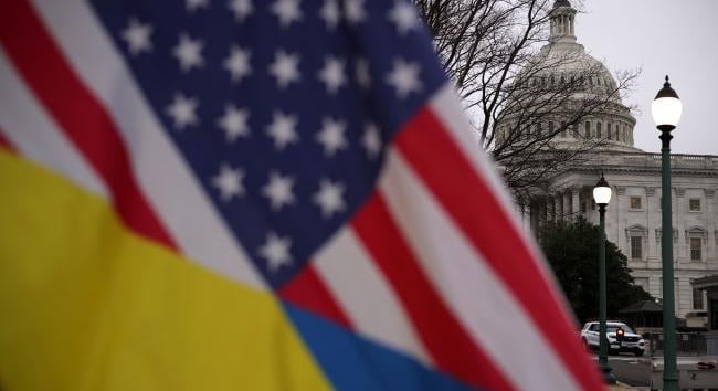 Több mint 100 ezer ukránt toloncolhatnak ki az Egyesült Államokból, minden Trumpon múlik – Politico