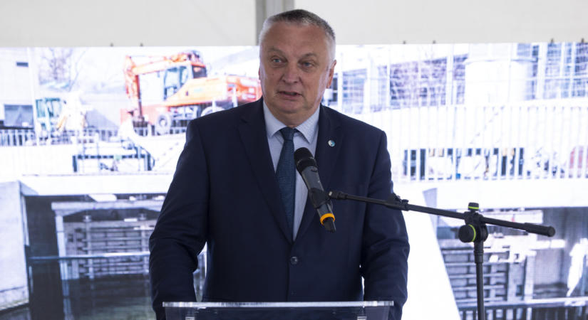 Távozik az Országos Vízügyi Főigazgatóság vezetője