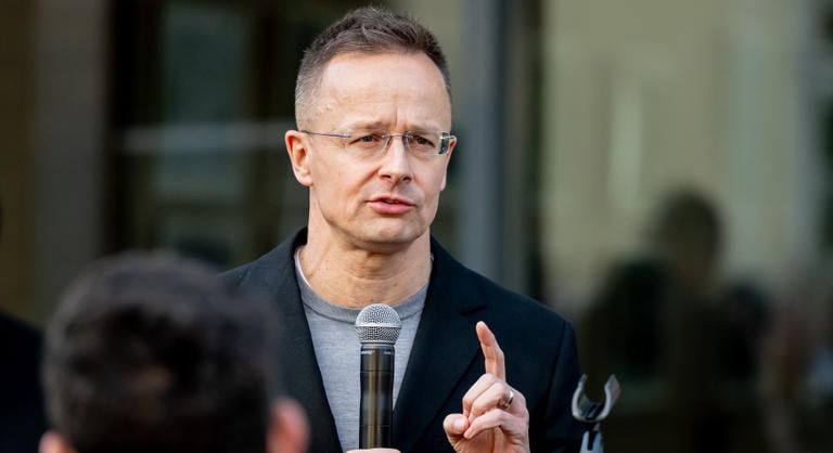 Szijjártó Péter reagált Orbán Anita feljelentésére