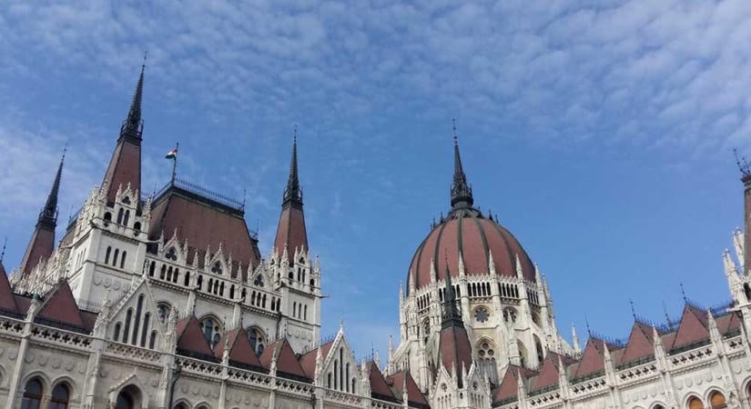 Bye-bye-bye: Magyar Péter, Hankó Balázs és Seszták Miklós mentelmi jogát is felfüggesztette az Országgyűlés