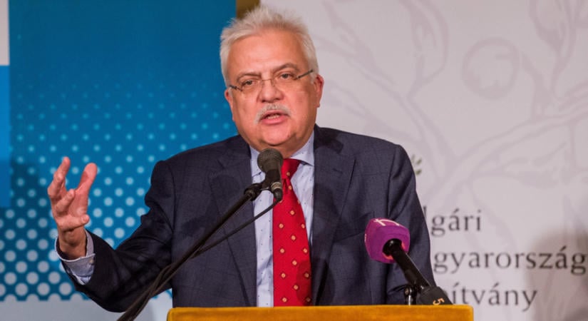 Hiába járt le Paczolay Péter mandátuma, még keresik utódját a strasbourgi bírói posztra