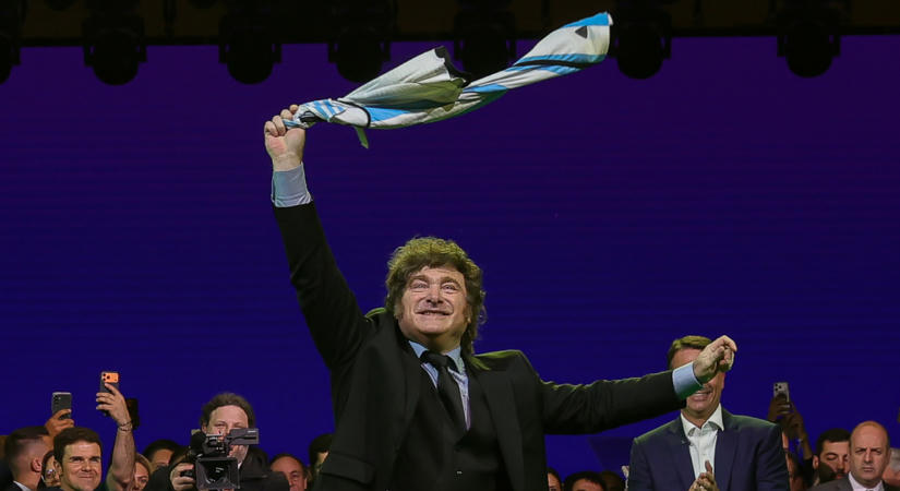 Évtizedek óta példátlan feszültségben fakadt ki Argentína elnöke, Brazília visszahívta nagykövetét