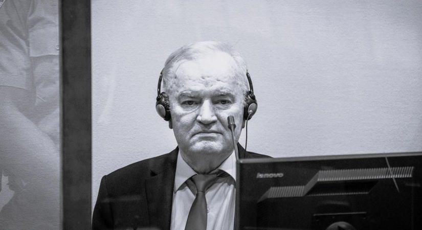 Meghalt Ratko Mladic, akit életfogytiglanra ítéltek a srebrenicai mészárlás miatt