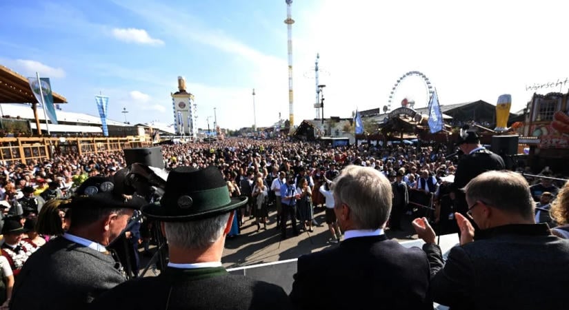 Rekordszámú látogató az Oktoberfest sörfesztiválon