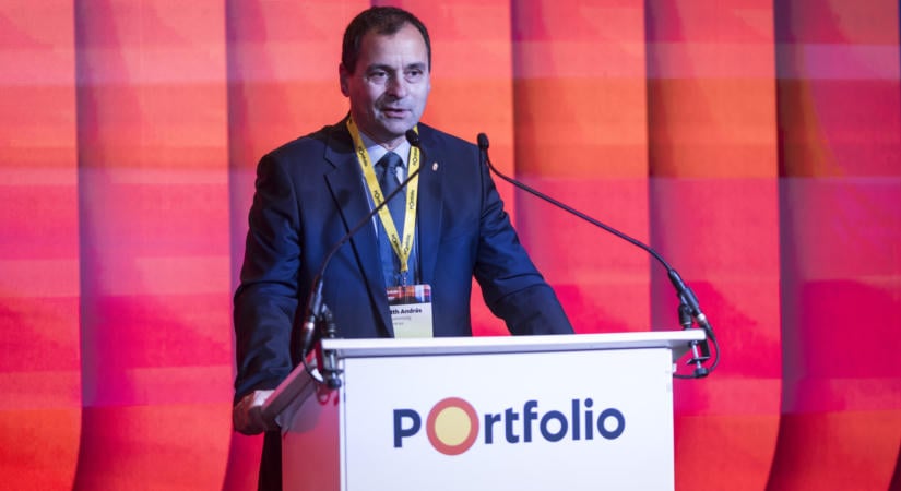 Megszólalt Tótth András: cáfolja, hogy a debreceni vita miatt mondott volna le