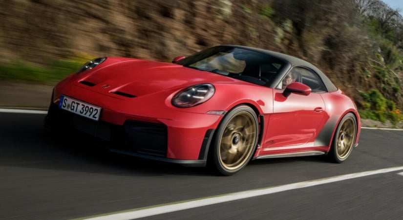 Radikális döntést hozott a Porsche, egymilliárd eurót kap érte