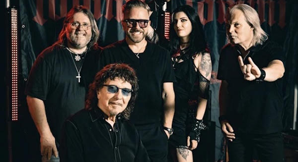 Új dallal jelentkezett Tony Iommi – itt a Stormwatcher