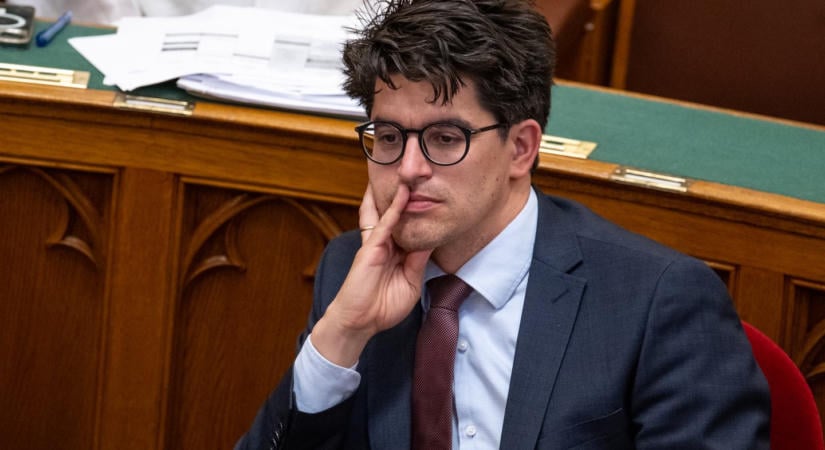 „Sem katonák, sem fegyverek” – Meghúzta a határt Ukrajna felé a külügyi államtitkár