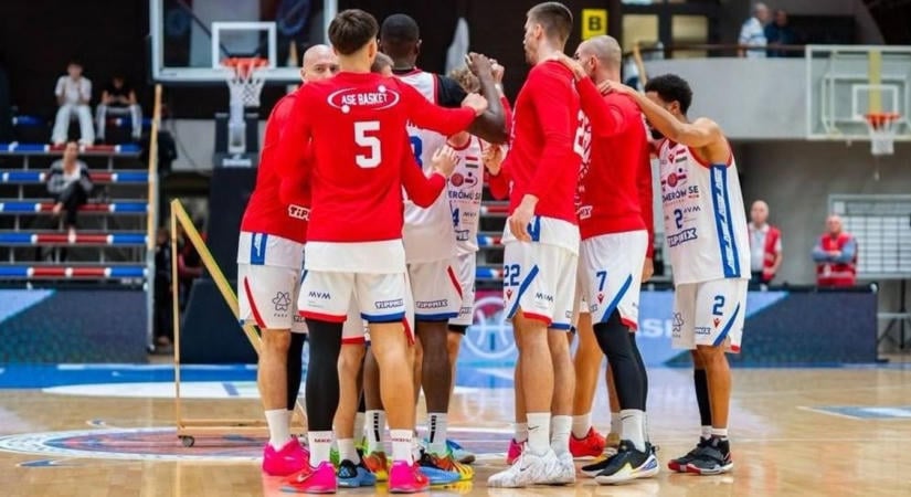 Egy órával később kezdődik a paksiak Honvéd elleni meccse