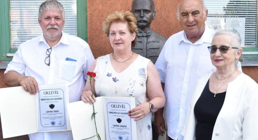 Ünnepi megemlékezés Győr-Szigetben Semmelweis Ignác tiszteletére - Képgaléria