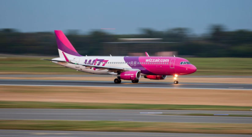 Hatalmas akvizíciót lebegtetett meg Váradi József, a Wizz Air átvenné román riválisa komplett belföldi hálózatát