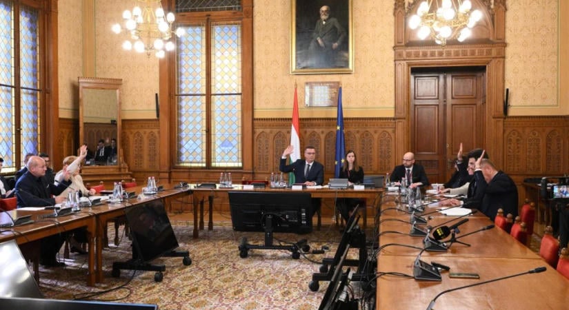 Szakértőket hallgat meg a spontán privatizációt vizsgáló bizottság