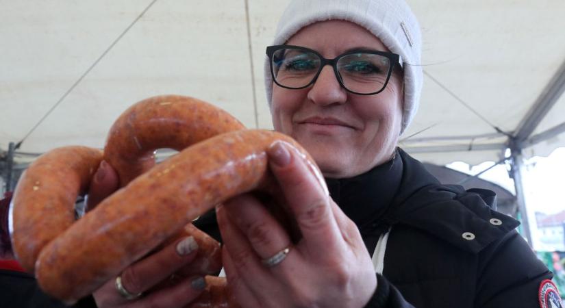 Hamarosan kiderül, sikerült-e a sajóvámosi kolbász világrekord