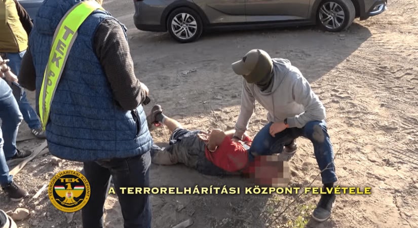 A bíróság kiengedte a börtönből a feleségét megerőszakoló férfit, hónapokkal a szökése után fogták el a rendőrök