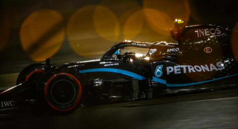Az F1-es Bahreini Nagydíj rajtrácsa