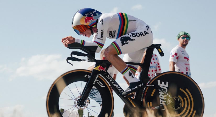 Evenepoel nyerte a Tour egyéni időfutamát, 28 másodpercet adott Pogacarnak