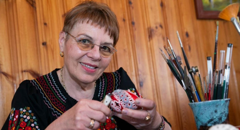 A tojásdíszítést hamarosan Kínában népszerűsíti Zsigóné Kati