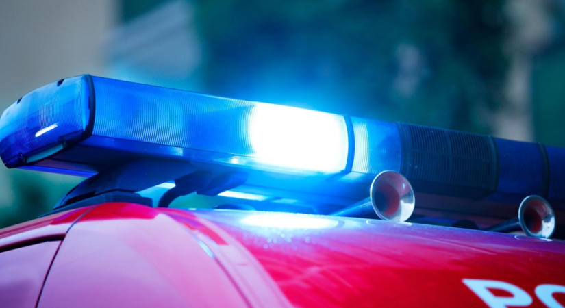 Brutális: vascsővel ütötték egymást, 60 ember verekedett össze Monoron