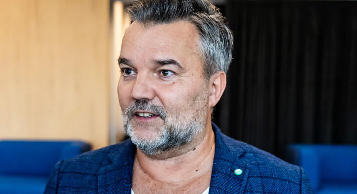 Hevér Gábor titokban megnősült, ezt lehet tudni a nem mindennapi esküvőről