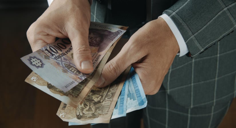 Jól járhat, aki időben lép: nagy dolog készül az aranynál is izgalmasabb befektetésénél!
