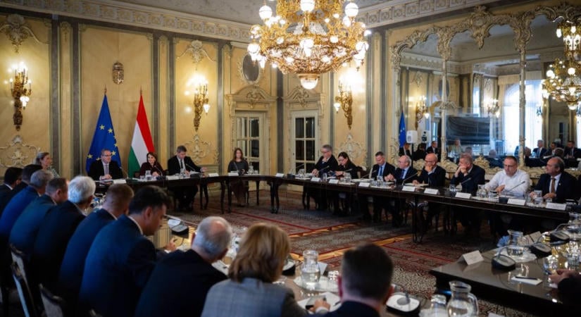 A fővárossal kötött deal árnyékában tárgyalt a kormánnyal Cser-Palkovics András és a Megyei Jogú Városok Szövetsége