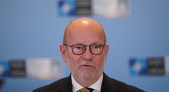 A volt szlovák külügyminiszer úgy érezte magát a Fidesz-gyűlésen, mintha a 30-as években a náci párt kongresszusán lett volna