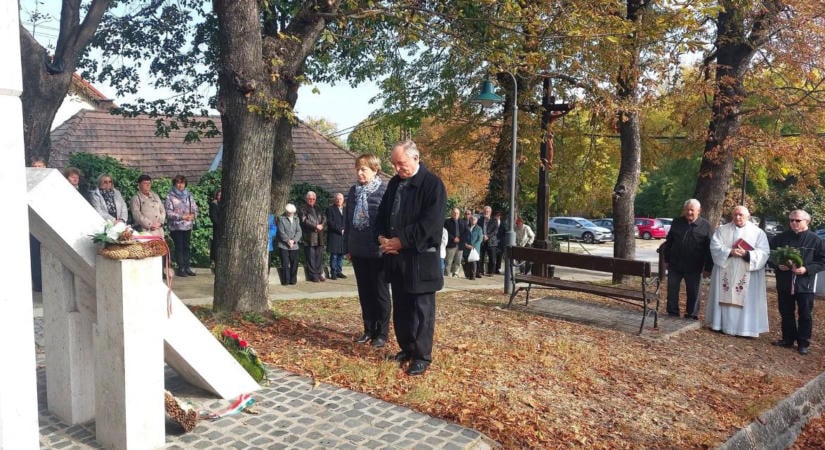 Schilling Roger atyára emlékeztek