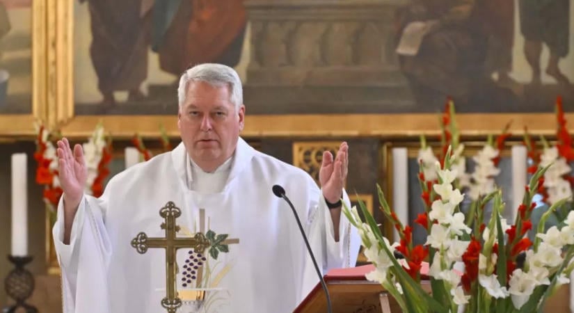 Az egyház megrótta a papot, aki becsmérelte a tiszásokat