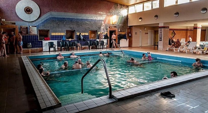 Akár több ezer forintot is spórolhatnak a nyugdíjasok – ennyiért csobbanhatnak Szabolcsban